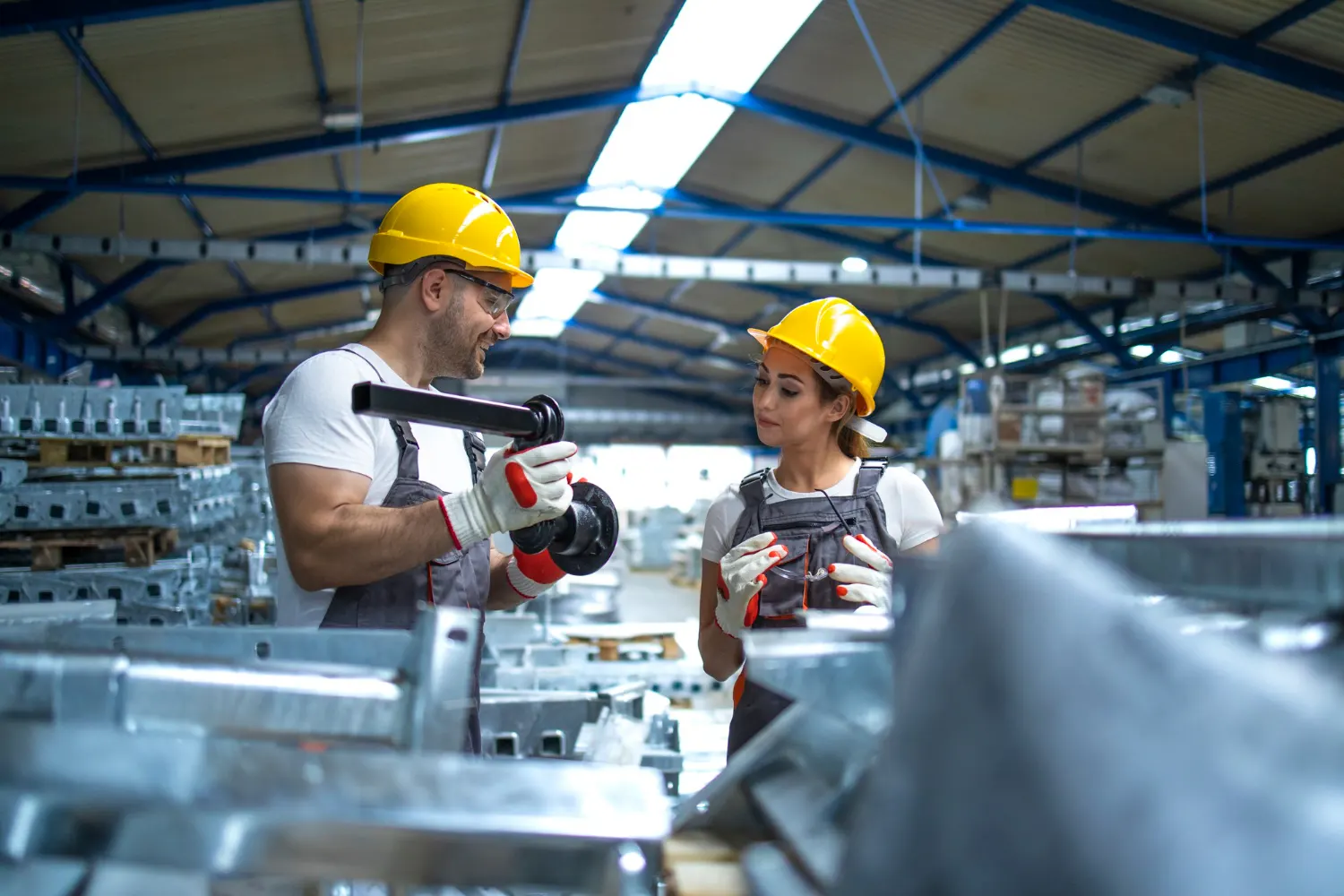 STEEL PALLET MANUFACTURER